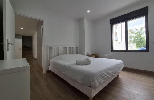 Laon Sud Appartement | Abu Dhabi, magnifique maison