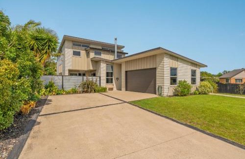 Whitianga Maison | Acacia Cote - Whitianga Holiday Home