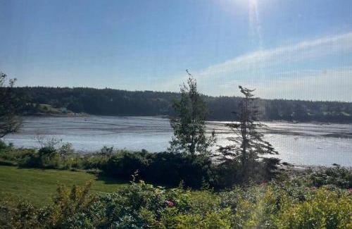 West Tremont Maison | Acadia Seaside Bungalow