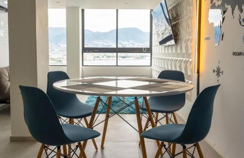 Las Playas Appartement | Acapulco Retreat with Bay Views & Amenities