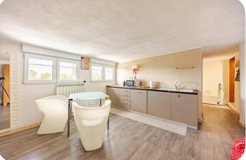 Formigine Appartement | Accogliente monolocale