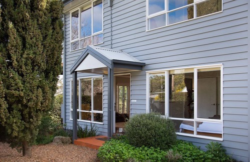 Daylesford Maison | Accolade - a stone's throw from Lake Daylesford