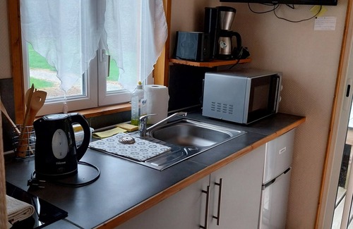 Saint-Martin-du-Fouilloux Chalet De Ski | Logement ( doris) forme toue cabanée , animaux acceptés