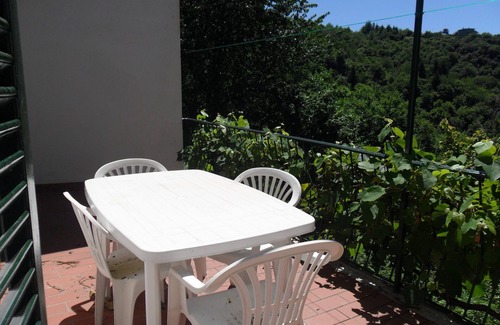 Montaldo di Mondovi Appartement | Accommodation overlooking the forest for a quiet vacation
