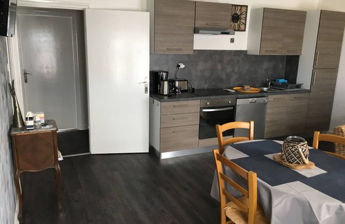 Brignogan-Plage Appartement | Logement rénové classé 3 étoiles à 250 m des plages