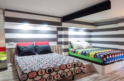 Capuchinos Appartement | Groupes d'hébergement Centre ville + Type de loft + 5 salles de bain + WiFi