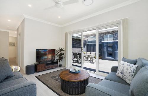 Maitland Maison | Accommodation Hunter - Adams Street Maitland