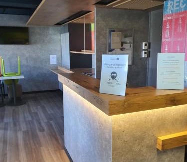 Saint-Francois d'Assise Hôtel | Accueil Hotel Besançon