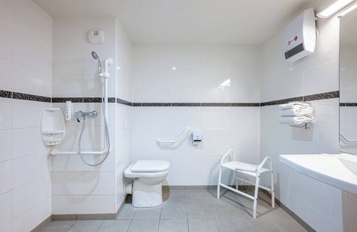 Saint-Victor Hôtel | ACE Hôtel Montluçon