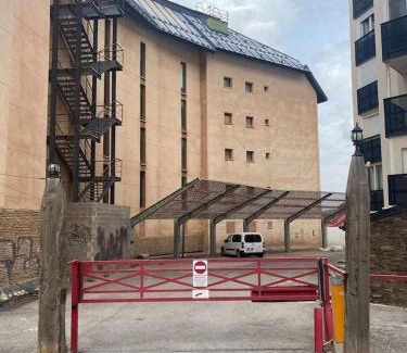 Pradollano Appartement | Acebo 2 dormitorios
