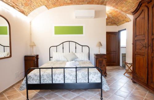 Moncalvo Maison | Acero Rosso
