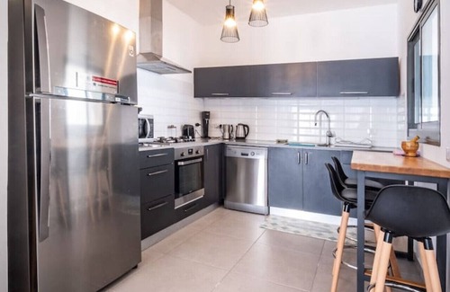 Nahariya Appartement | Achziv Beach Haven 3BR Apartment by Sea N' Rent