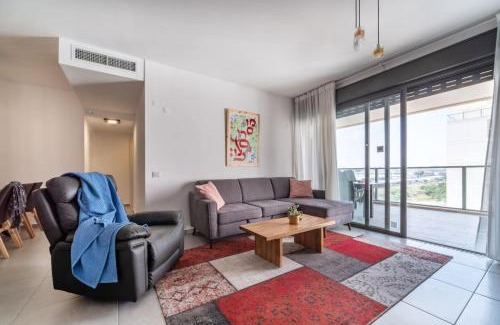 Nahariya Appartement | Achziv Beach Haven 3BR Apartment by Sea N' Rent