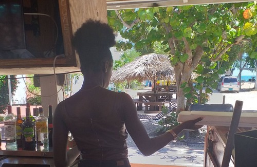 Nassau Appartement | Acklins Island Villa 10 mins from the Airport, On the Beach