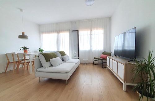 Cornella de Llobregat Appartement | Acojedor piso cerca del metro