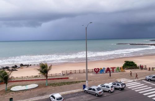 Areia Preta Appartement | Acomodação aconchegante à beira- mar