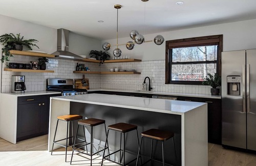 Cairo Maison | Acorn Bungalow - Luxury Cabin, Catskills