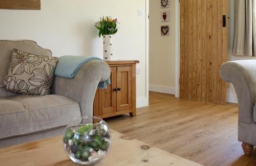 North Perrott Maison | Acorn Cottage - Ukc1812
