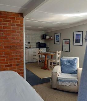 Underberg Appartement | Acorns and Quackers Self Catering