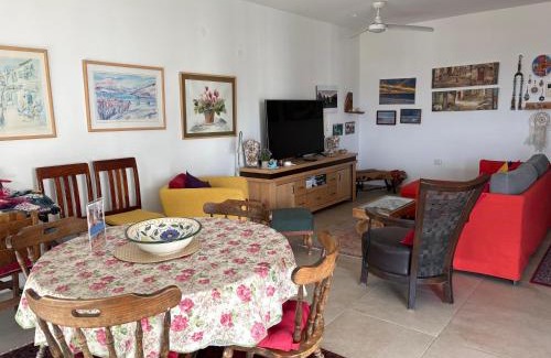 Acre Appartement | Acre sea view 11th floor apartment