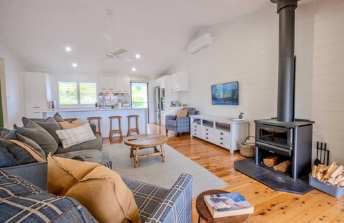 Currumbin Valley Maison | Acreage near Currumbin Beach