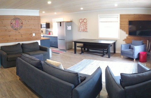 Fenelon Falls Maison | Un magnifique chalet de 4 chambres sur le lac Sturgeon
