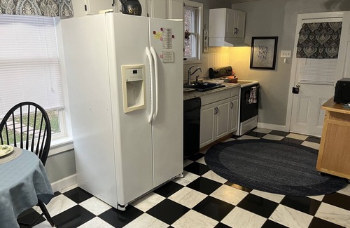 Milford Maison | Across the street from the Delaware River! Walk to Main Street of Milford NJ!