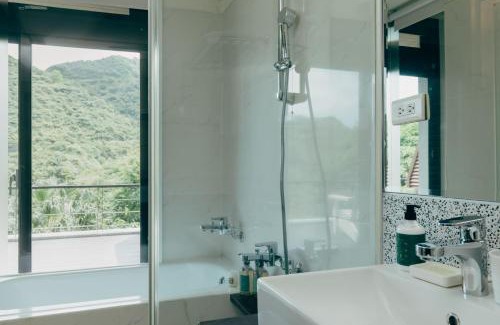 Ruifang Maison | Adagio JinGuaShi
