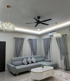 Gua Station Balnéaire | Adam Homestay
