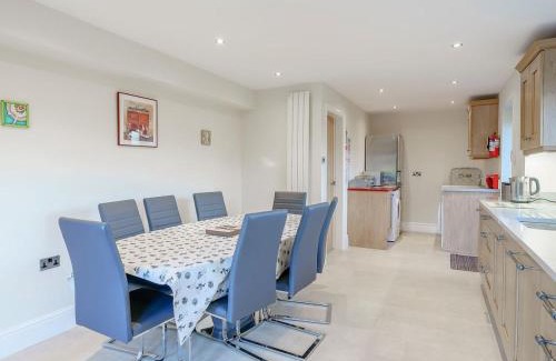 Preston Maison | Adamsons Barn
