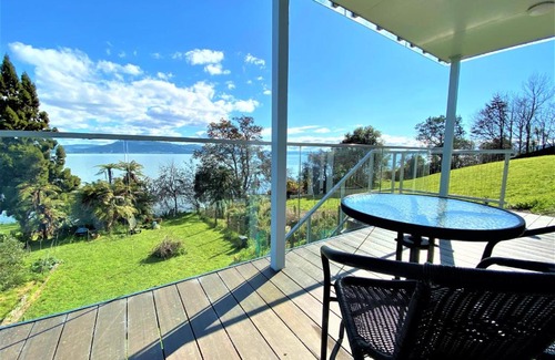 Owhata Maison | Addictive View - Lakeside Studio