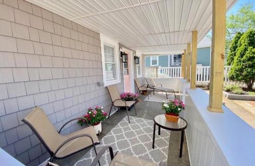 Salisbury Beach Maison | Addie Shack & Cammie Cabana Pet Friendly 10pp