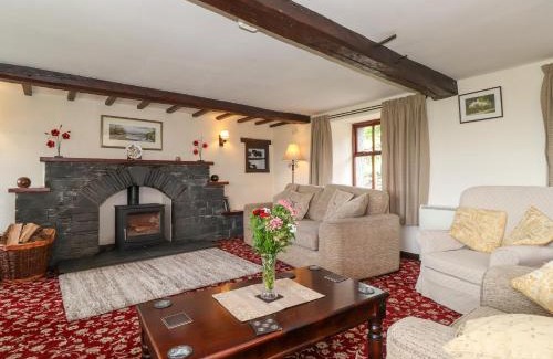 Low Newton Maison | Addyfield Farmhouse