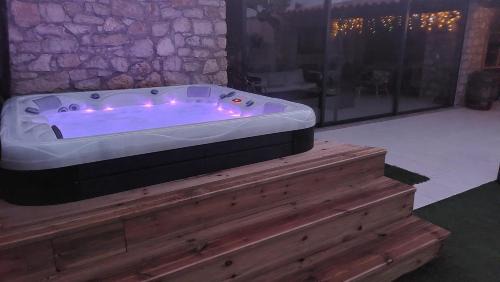Leiria Maison | Adega D'Aldeia com piscina e jacuzzi
