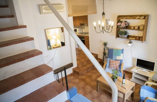 Zuheros Maison | Ademaira Vista-Torre, a rural house with views in Zuheros.