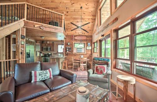 Glenfield Maison | Adirondack Cabin on Peaceful Lake Near Glenfield!