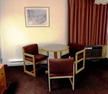 Watertown Hôtel | Adirondack Efficiencies