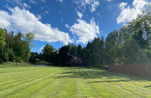 Cold Brook Cabine | Adirondack Lakeside Lodging, Wrap Around Deck, Panoramic Lakeviews, Beach Access