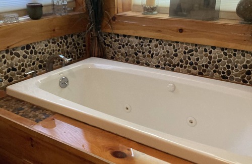 Brantingham Cabine | Adirondack Mountain Lodge