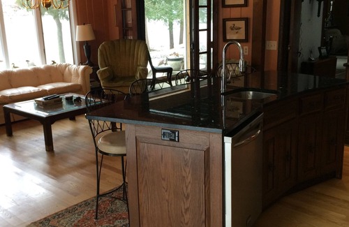 Norwich Maison | Adirondack Style Lake House, accessible en fauteuil roulant
