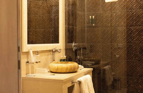 Dobrota Hôtel | Adiya Signature Hotel