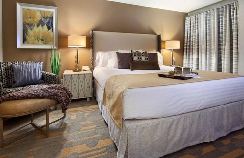 Las Vegas Station Balnéaire | Adjacent to the Sphere- Just Off the Las Vegas Strip-Desert Club Resort- 2 Bd.