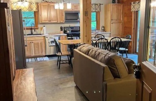 Inlet Cabine | ADK Chalet, Secluded Peaceful Getaway in the Woods