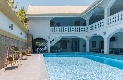 Pansol Villa | ADMIRIA 1 Reosrt