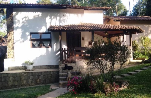 Penedo Maison | Adonai Mansion House dans les cascades de Penedo