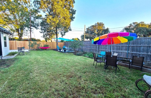 Dallas Appartement | Adorable 1- bedroom guesthouse with free parking
