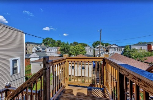 Tri-Taylor Appartement | Adorable 2-bed with air hockey table