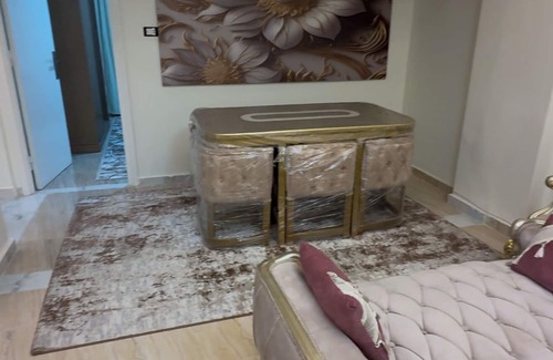 Downtown Cairo Appartement | Adorable apartment with AC in Cairo Governorate - 2 bedrooms available