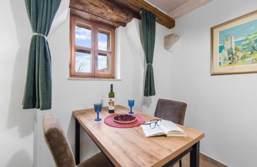 Pican Appartement | Adorable apartment San Rocco 2