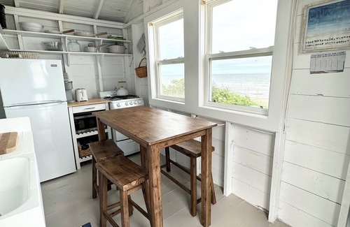 Ogunquit - Wells Cabine | Adorable Beach Front Cottage on Moody Beach
